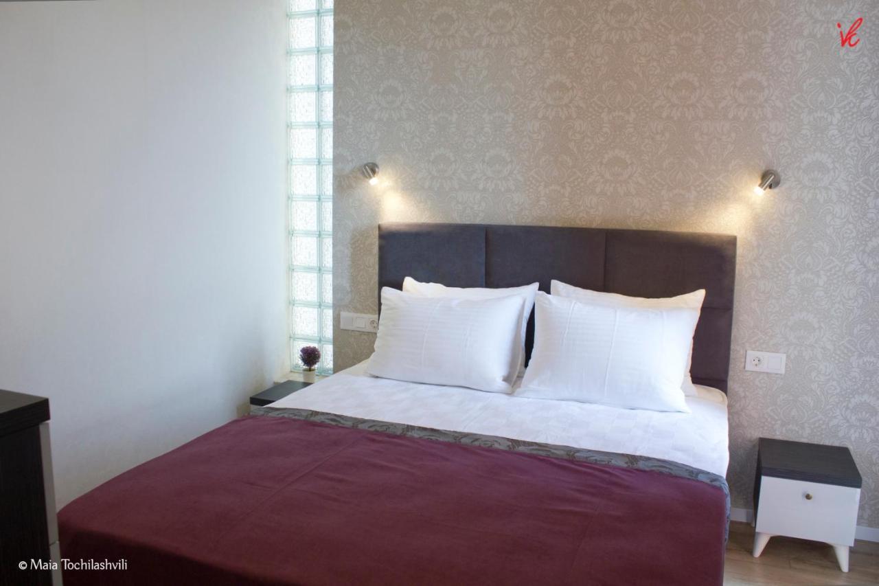 Aura Sameba, Luxury Apartment تبليسي المظهر الخارجي الصورة
