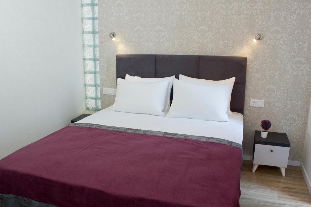 Aura Sameba, Luxury Apartment تبليسي المظهر الخارجي الصورة